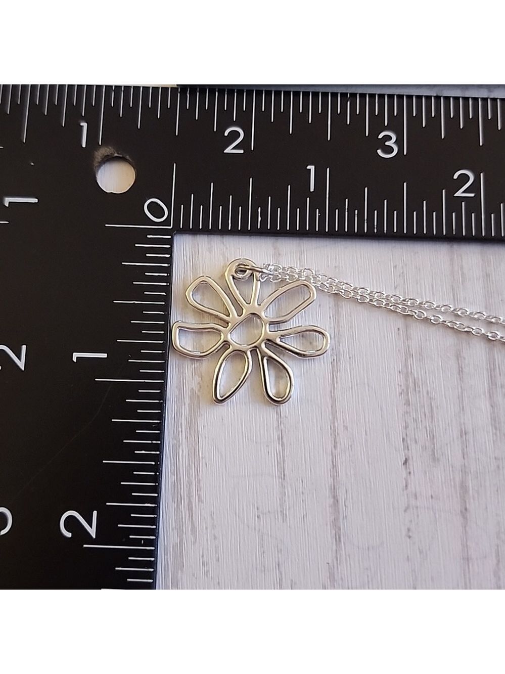 MINIMALIST Artistic Flower Necklace Silver tones 18 Inch Chain NY - Picture 3 of 4